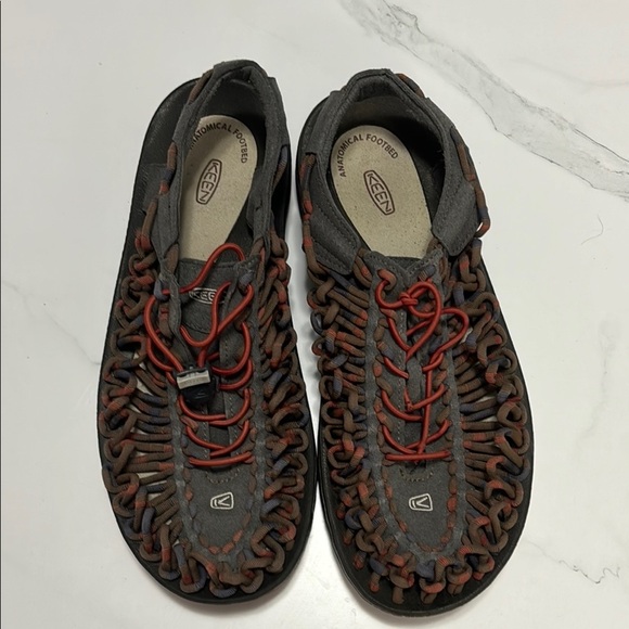 KEEN Men's Multi-Color Sandals - Picture 1 of 5